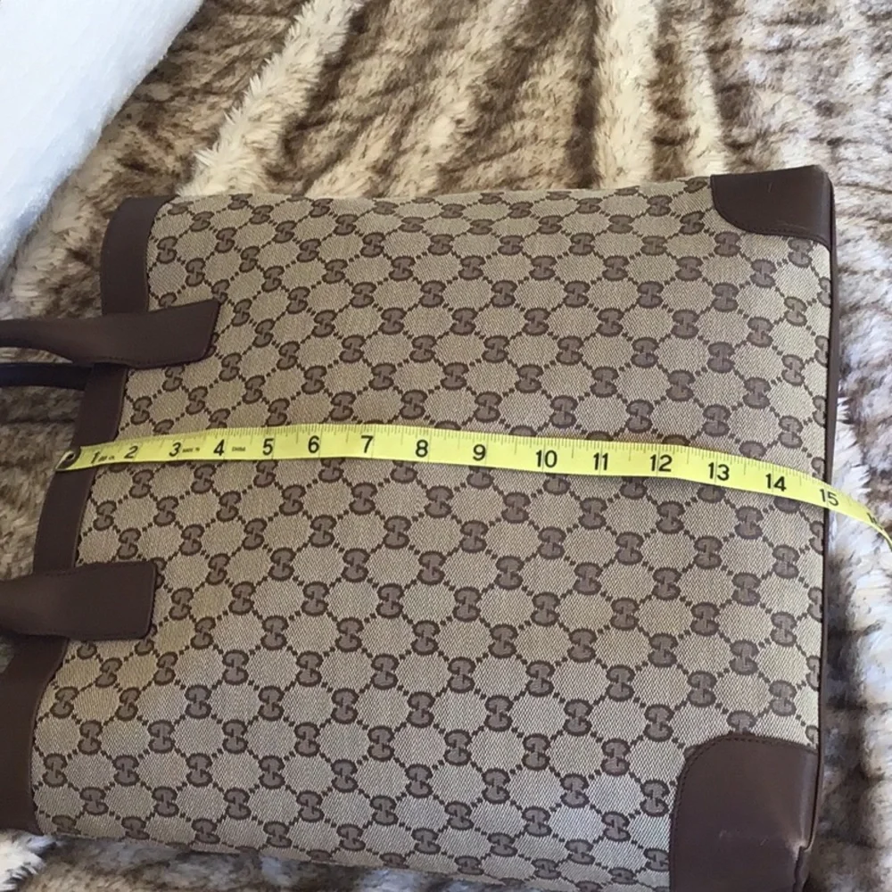 Gucci tote bag 15x13 x4 - Picture 12 of 12